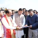 मुख्यमंत्री धामी ने कहा कि लोहाघाट में स्थापित हो रहा यह महिला स्पोर्ट्स कॉलेज प्रदेश की बेटियों को अंतरराष्ट्रीय स्तर की खेल सुविधाएँ प्रदान करेगा