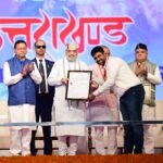 केंद्रीय मंत्री अमित शाह और मुख्यमंत्री धामी की मौजूदगी में उत्तराखंड पुलिस के नव नियुक्त आरक्षियों को सौंपे गए नियुक्ति पत्र