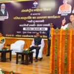 मुख्यमंत्री धामी ने मुख्य सेवक सदन, देहरादून में अंतर्राष्ट्रीय महिला दिवस के अवसर पर वरिष्ठ मातृशक्ति का सम्मान “नारी तू नारायणी” कार्यक्रम में प्रतिभाग किया।