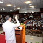 मुख्यमंत्री धामी ने कहा जब पूरा देश सो रहा था, तब सेनाओं ने 22 मिनट में पाकिस्तान में चल रहे आतंकी ठिकानों को निशाना बनाते हुए ध्वस्त कर दिया