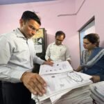 डीएम सविन बंसल ने कहा- राजस्व और भूमि मामलों में भ्रष्टाचार बिल्कुल बर्दाश्त नहीं किया जाएगा