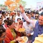मुख्यमंत्री धामी ने कहा कि महिलाओं को 1 करोड़ रुपये से अधिक की चक्रीय निधि और 8 करोड़ रुपये से अधिक की निवेश सहायता प्रदान की गई है