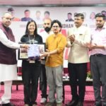 युवाओं को नई दिशा दे रहे कैबिनेट मंत्री गणेश जोशी, संवाद के जरिए आत्मनिर्भर भारत का दिया संदेश