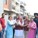 मंत्री गणेश जोशी ने कहा कि प्रदेश सरकार जनसमस्याओं के त्वरित समाधान और मूलभूत सुविधाओं को मजबूत करने के लिए प्राथमिकता के आधार पर कार्य कर रही है
