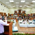 धामी सरकार के नेतृत्व में पहाड़ की मातृशक्ति बनी उद्यमी, 3 लाख से अधिक महिलाएं बनीं लखपति दीदी